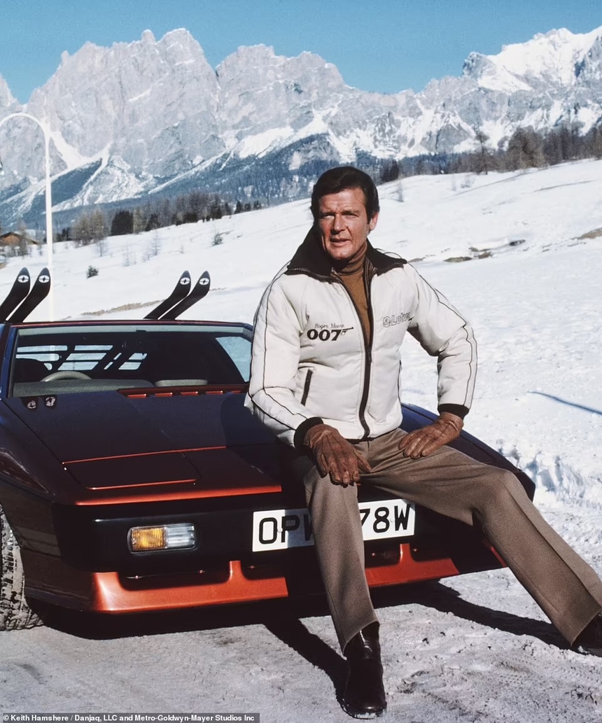 Những địa điểm đẹp mê hồn trong loạt phim James Bond hơn 60 năm qua - Ảnh 14.