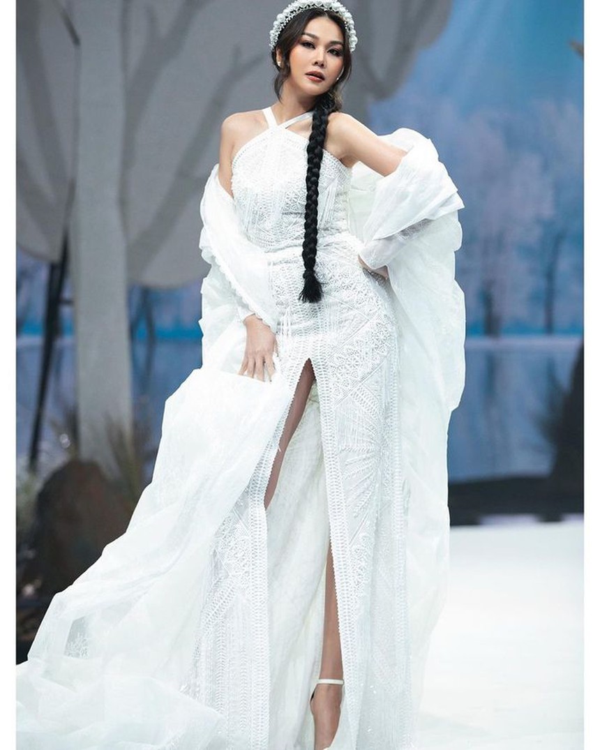 Đọ sắc mỹ nhân Việt trong váy cưới: Thanh Hằng chuẩn cô dâu quyền lực - Ảnh 5.