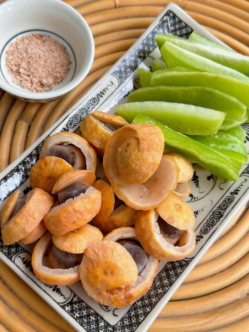 Phương Oanh có 'tin vui' hậu kết hôn với Shark Bình, Mai Tài Phến lên tiếng về mối quan hệ với Mỹ Tâm - Ảnh 1.