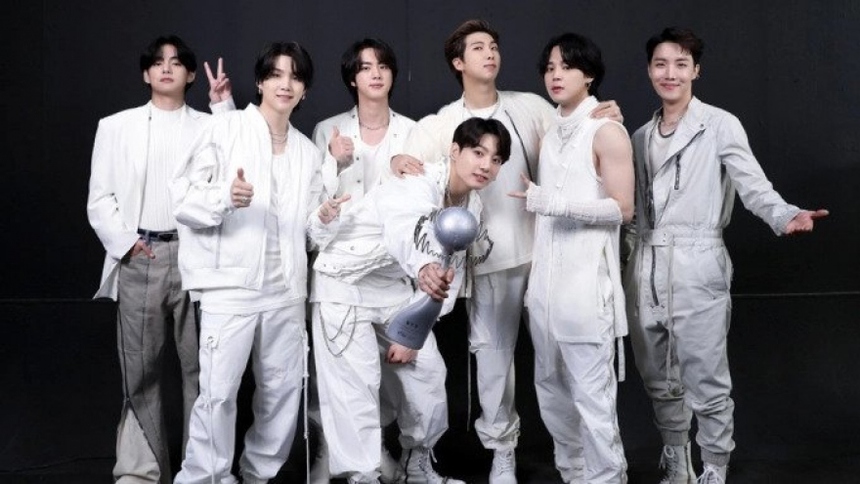 Bí mật đằng sau tin hẹn hò của Dispatch khiến fan K-pop run sợ - Ảnh 8.