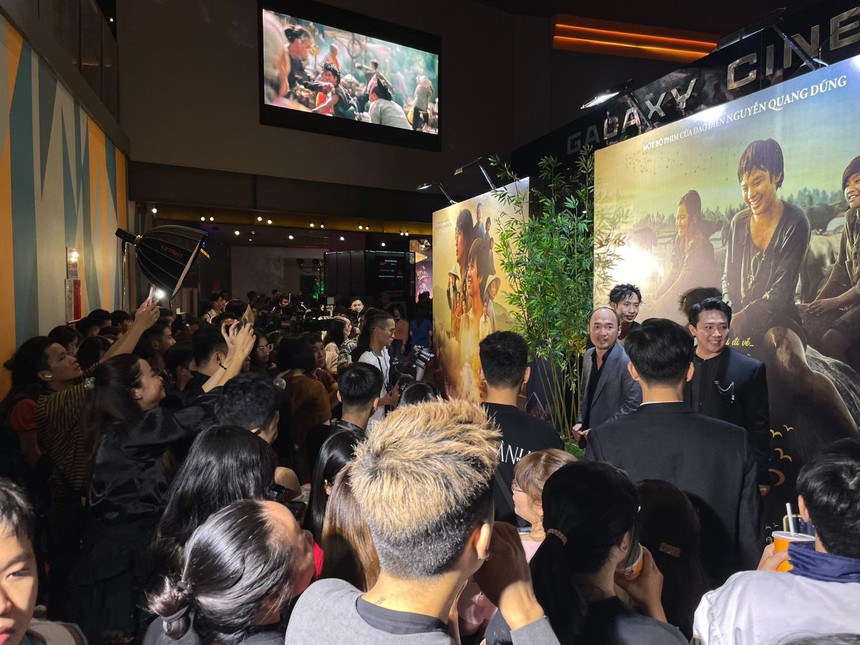 'Đất rừng phương Nam mở hơn 1600 suất chiếu sớm trước một tuần công chiếu chính thức - Ảnh 3.