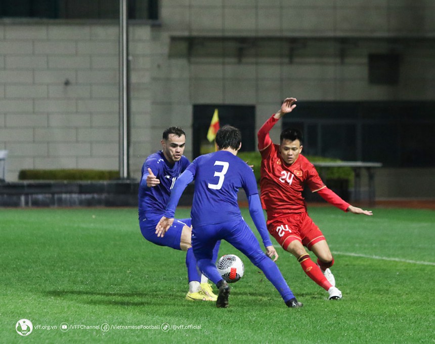 Malaysia thắng đậm Ấn Độ và tăng hạng trên BXH FIFA, CĐV Việt Nam càng sốt ruột với thầy trò HLV Troussier - Ảnh 3.