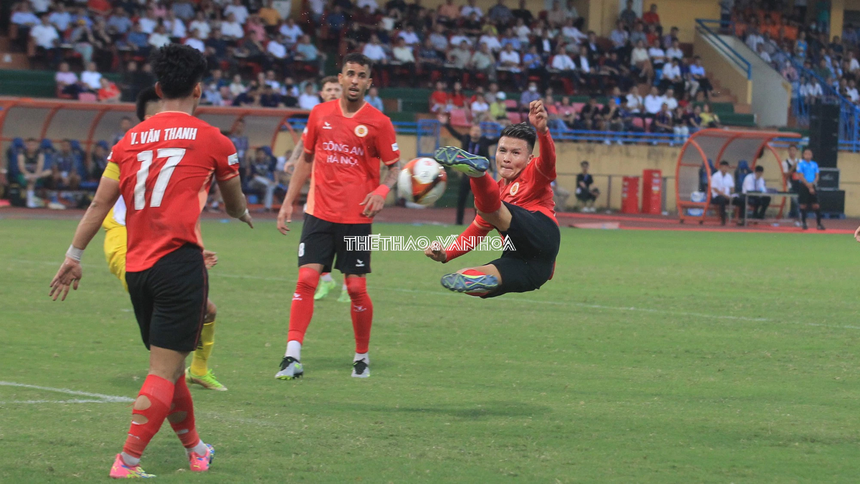 Bóng đá Việt Nam 14/10: Quang Hải báo tin dữ cho CLB CAHN, Son Heung Min được 'xả trại' 1 ngày - Ảnh 2. Bóng đá Việt Nam 14/10: Quang Hải báo tin dữ cho CLB CAHN, Son Heung Min được 'xả trại' 1 ngày - Ảnh 2.