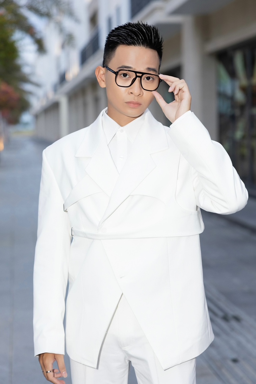 Chị Hằng biên tập - MC Quang Huy 'tiết lộ' hậu trường để có Én vàng và Én Bạc cùng chiến thắng - Ảnh 3.