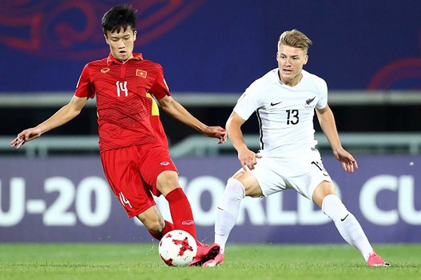 Cầu thủ xuất sắc nhất V-League 2023 thể hiện kỹ thuật đáng kinh ngạc, đối thủ muốn ngăn cản chỉ còn cách phạm lỗi - Ảnh 3. Cầu thủ xuất sắc nhất V-League 2023 thể hiện kỹ thuật đáng kinh ngạc, đối thủ muốn ngăn cản chỉ còn cách phạm lỗi - Ảnh 3.