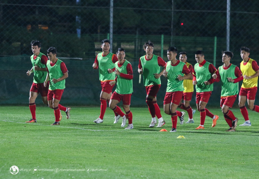 Bóng đá Việt Nam 16/10: HLV Troussier nói mục tiêu sau loạt giao hữu, Son Heung Min khó ra sân gặp Việt Nam - Ảnh 2.