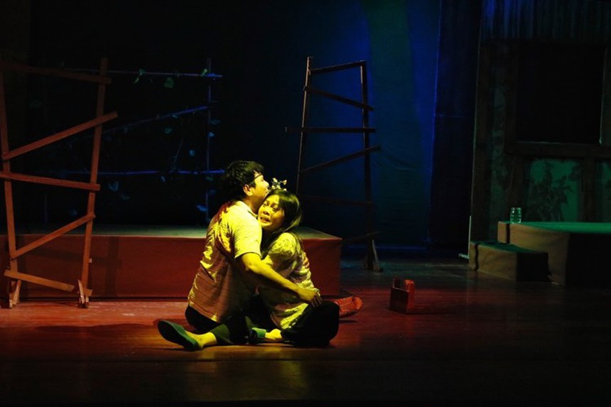 Kim Huyền: 'Đời tôi, có khi như củi mục trôi về' - Ảnh 3.