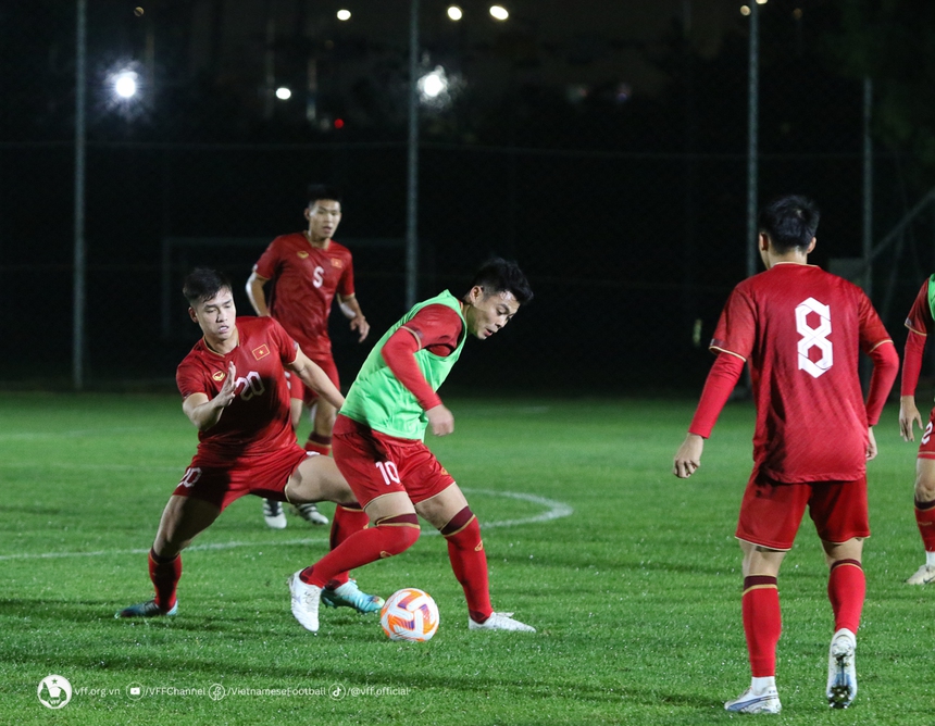 Bóng đá Việt Nam 16/10: Quế Ngọc Hải gặp riêng Son Heung Min, HLV Troussier được AFC vinh danh - Ảnh 6. Bóng đá Việt Nam 16/10: Quế Ngọc Hải gặp riêng Son Heung Min, HLV Troussier được AFC vinh danh - Ảnh 6.