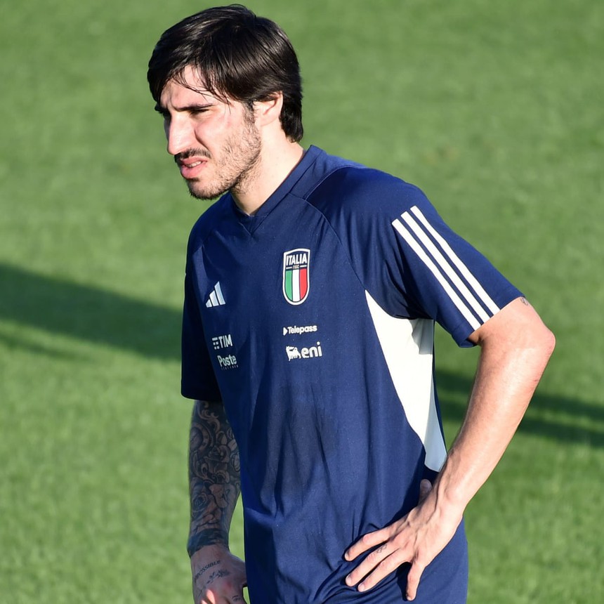 Bê bối cá cược bất hợp pháp rúng động bóng đá Ý: Thêm 10 cầu thủ có liên quan, sao trẻ hướng tới khả năng nhận tội - Ảnh 2.