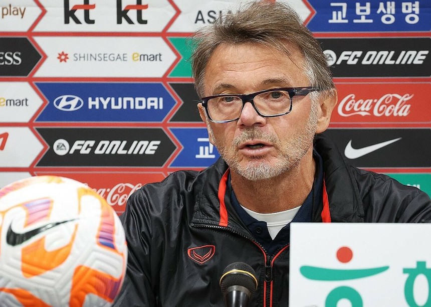 HLV Troussier: ‘Đội tuyển Việt Nam xứng đáng có 2,3 bàn thắng’ - Ảnh 2.