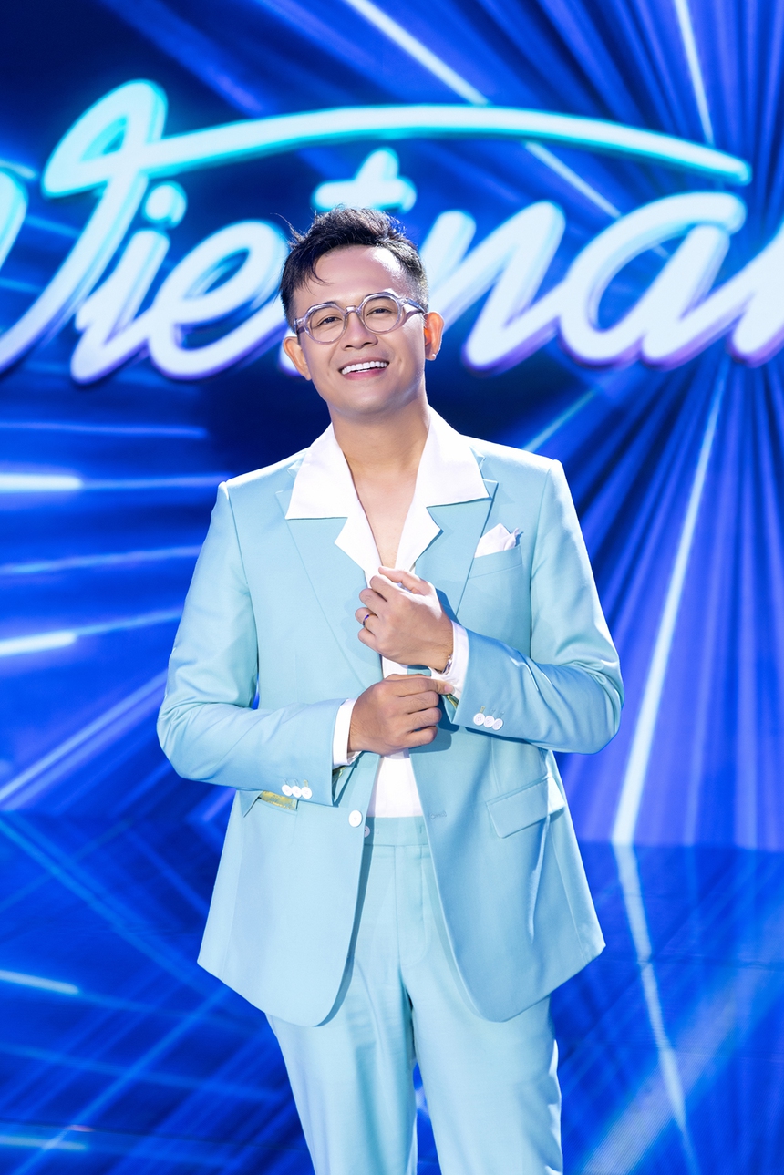 Stylist đứng sau sự thay đổi diện mạo của MC Đức Bảo ở Vietnam Idol 2023 - Ảnh 8.