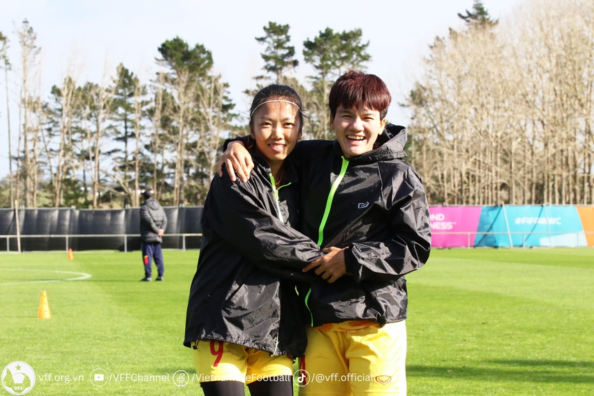 Tin nóng bóng đá tối 19/10: Chuyên gia Hàn Quốc bị 'lãng quên' trong lễ khen thưởng của bắn súng Việt Nam - Ảnh 3.