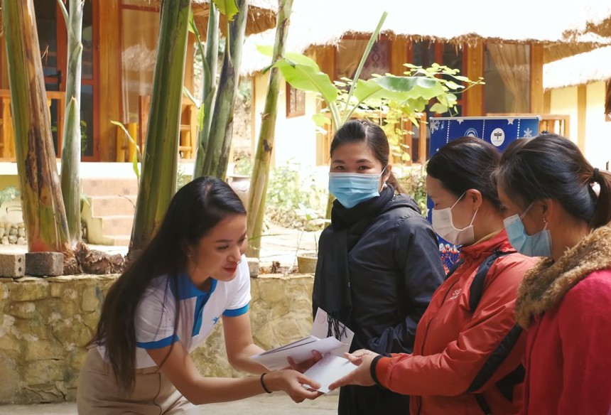 Top 3 Miss Universe Vietnam 2023 tích cực với dự án xã hội: Bùi Quỳnh Hoa quan tâm đến phụ nữ - Ảnh 5.