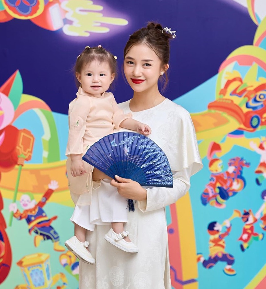 Mẹ con Salim mách nước tuyệt chiêu lên đồ đồng điệu - Ảnh 10.