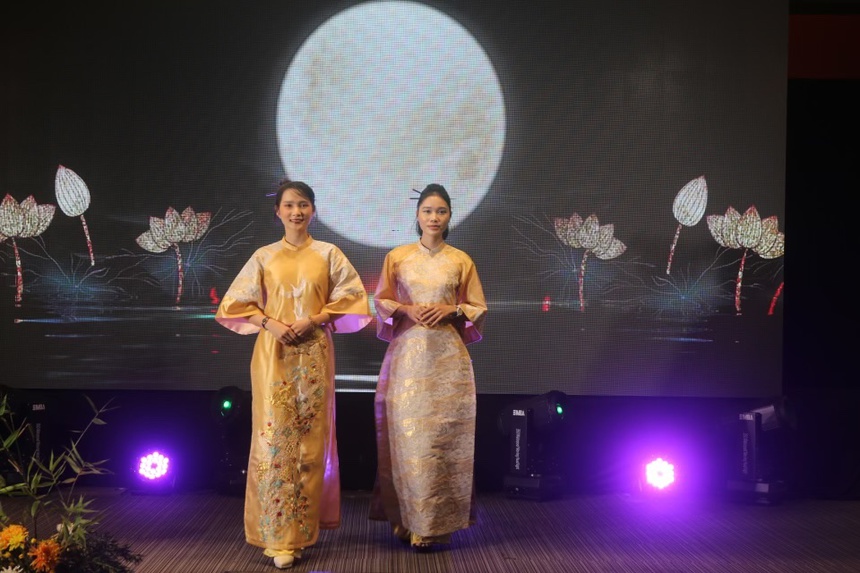 Tái hiện đám cưới trên sân khấu 'Câu chuyện tình yêu Việt - Nhật' - Ảnh 5.