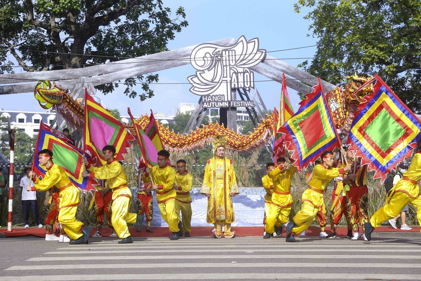 Diễn đàn văn hóa: Hà Nội của tháng 10 - Ảnh 1.