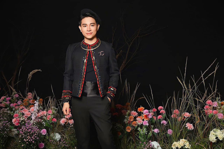 Giọng ca 'phi giới tính' Trần Tùng Anh: Kết hợp dân gian và giao hưởng sẽ không bao giờ 'lỗi thời' - Ảnh 2.