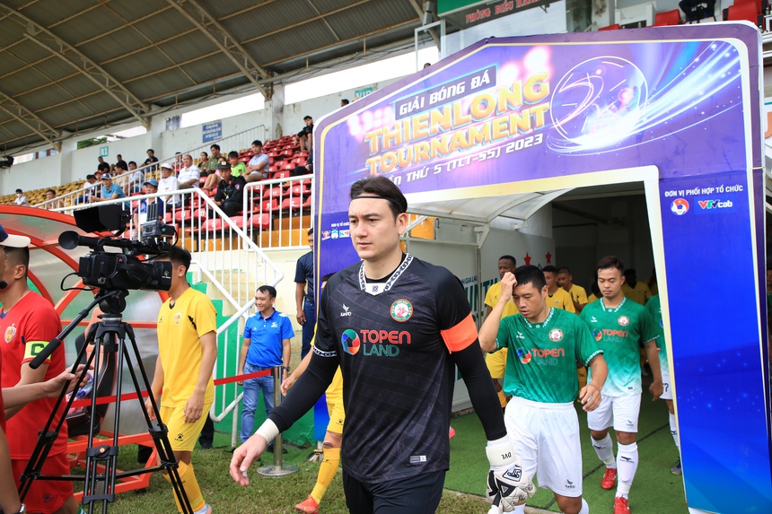 Bóng đá thật đẹp, nhất là khi chúng ta cho đi... - Ảnh 4. Bóng đá thật đẹp, nhất là khi chúng ta cho đi... - Ảnh 4.