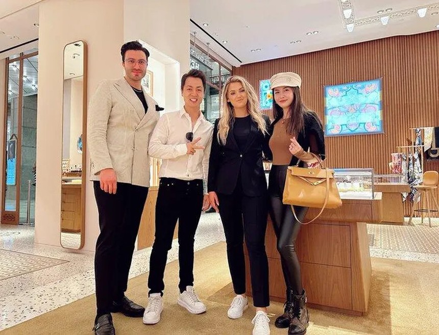 Đăng Khôi tặng túi tiền tỷ cho vợ, Hòa Minzy nói về kế hoạch đám cưới của bản thân  - Ảnh 2.