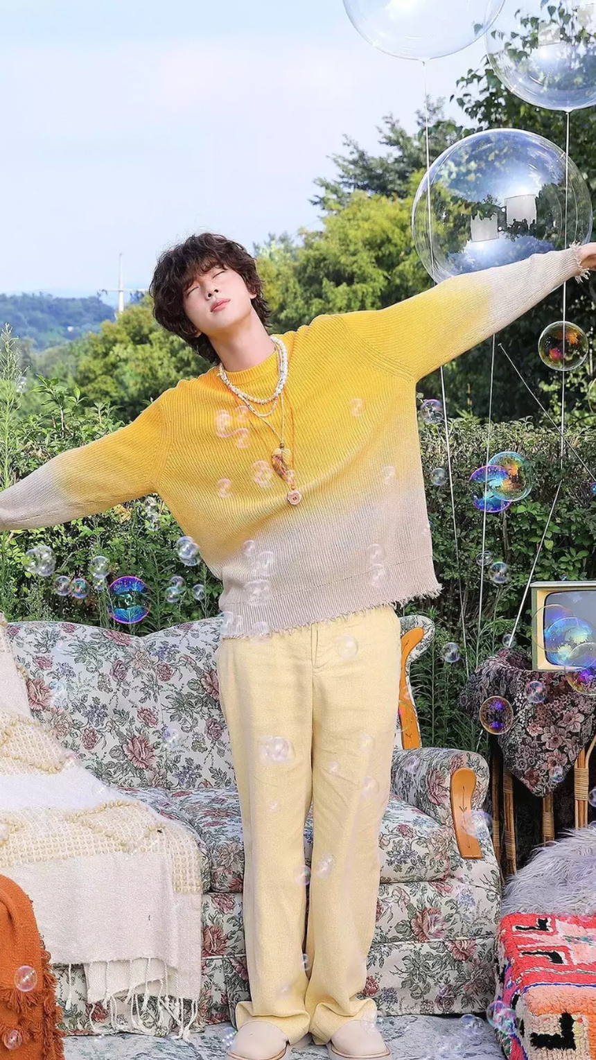 7 câu nói hay của Jin BTS khích lệ mọi người sống vô tư và tích cực hơn - Ảnh 2.