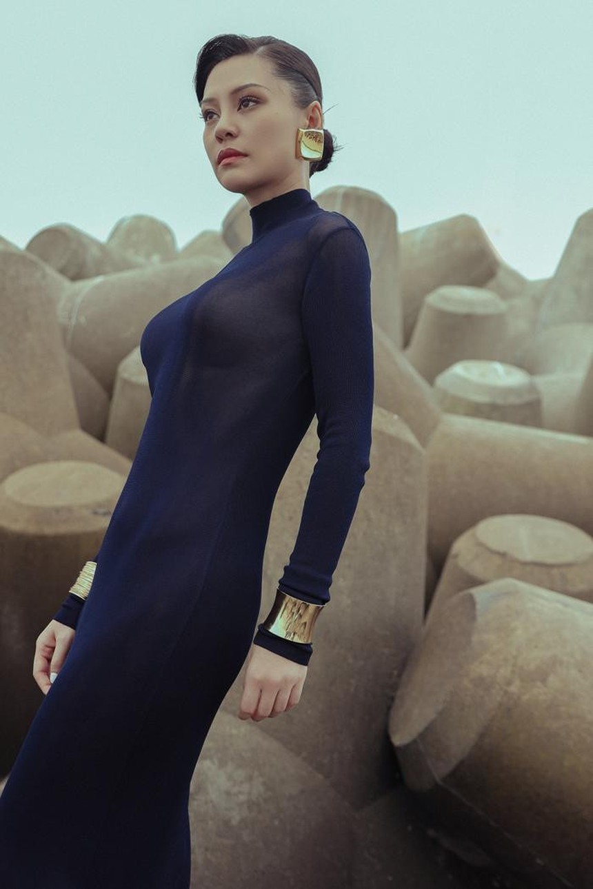 Bùi Lan Hương đóng cùng mẫu nam trong MV do Nguyễn Quang Dũng làm đạo diễn - Ảnh 4. Bùi Lan Hương đóng cùng mẫu nam trong MV do Nguyễn Quang Dũng làm đạo diễn - Ảnh 4.