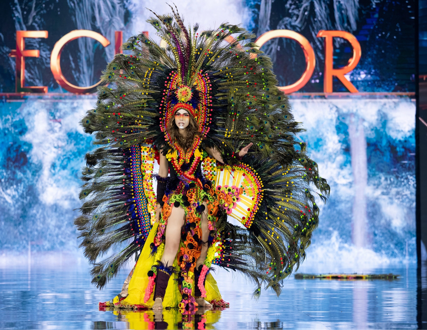 Dàn thí sinh Miss Grand International gây ấn tượng mạnh tại đêm thi National Costume - Ảnh 10. Dàn thí sinh Miss Grand International gây ấn tượng mạnh tại đêm thi National Costume - Ảnh 10.