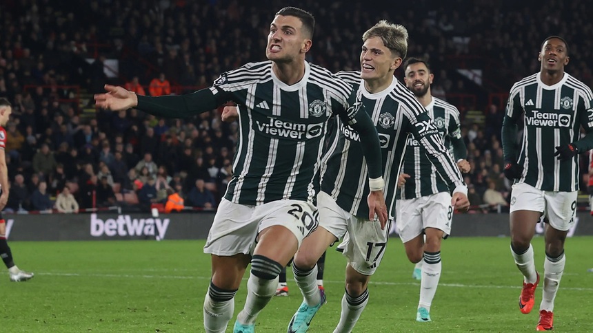 MU đã vào Top 10: Không hay, MU vẫn tiến về Top 4 - Ảnh 1.