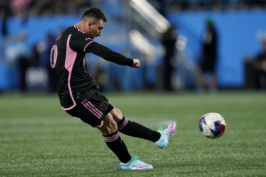 Messi bị xà ngang từ chối siêu phẩm, Inter Miami trắng tay trong ngày hạ màn MLS - Ảnh 3.