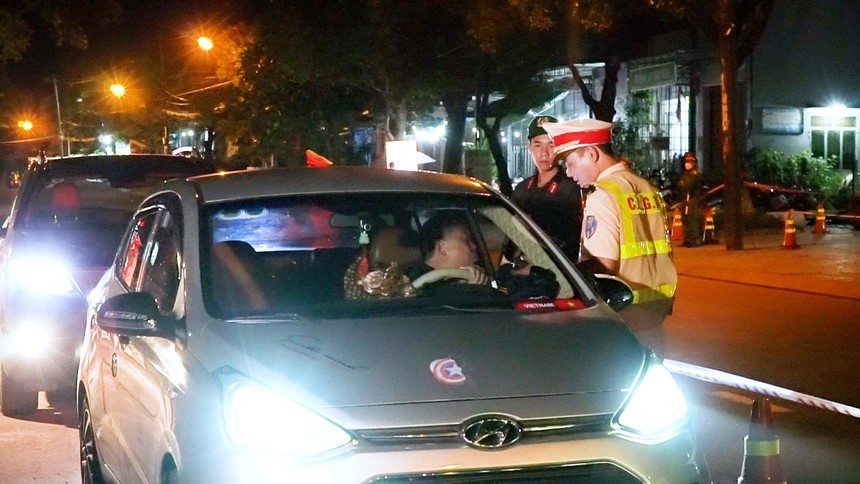 Trong 6 tuần, phát hiện 232 cán bộ, công chức vi phạm nồng độ cồn - Ảnh 1. Trong 6 tuần, phát hiện 232 cán bộ, công chức vi phạm nồng độ cồn - Ảnh 1.