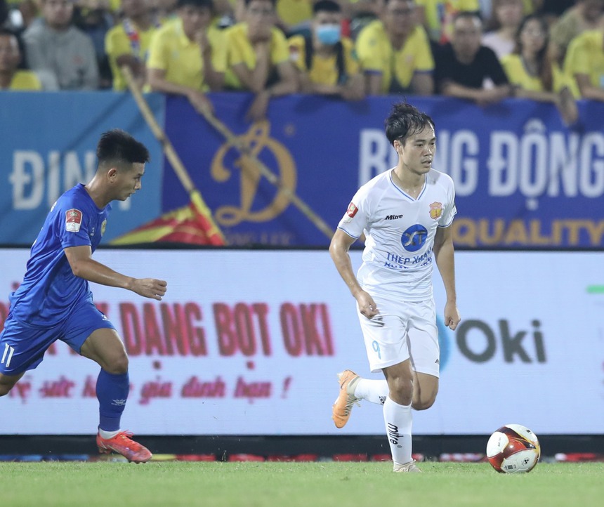 Khai màn Night Wolf V-League 2023/2024: Những ứng viên chưa “nóng máy” - Ảnh 1.