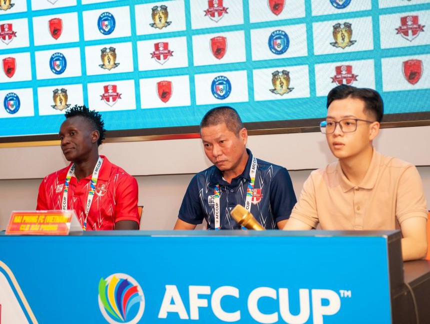 Tin nóng bóng đá Việt tối 24/10: Lý do Văn Quyết vắng mặt đề cử QBV, CLB CAHN có thể thay ngoại binh - Ảnh 3. Tin nóng bóng đá Việt tối 24/10: Lý do Văn Quyết vắng mặt đề cử QBV, CLB CAHN có thể thay ngoại binh - Ảnh 3.