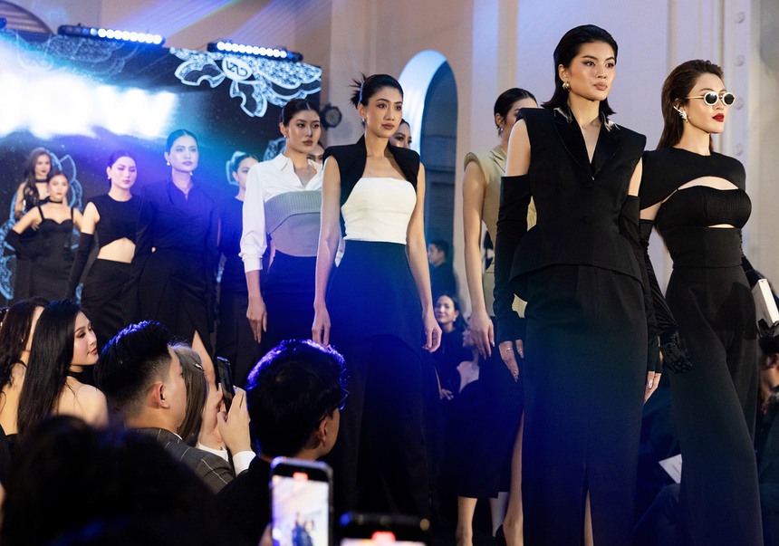 Chúng Huyền Thanh được Vân Anh Scarlet mời làm vedette - Ảnh 7.