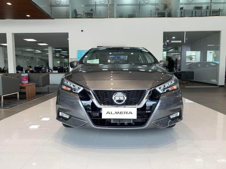 Tin xe hôm nay 25/10: Nissan Almera giảm giá 100 triệu, Mitsubishi Triton 2024 chuẩn bị ra mắt Philippines - Ảnh 2.