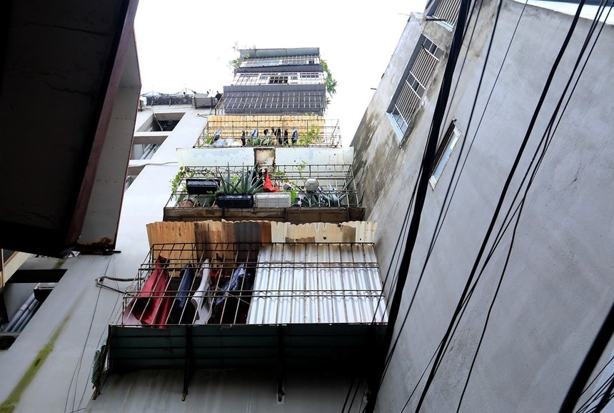 Thanh tra toàn diện, xử lý nghiêm vi phạm của chung cư mini - Ảnh 1.