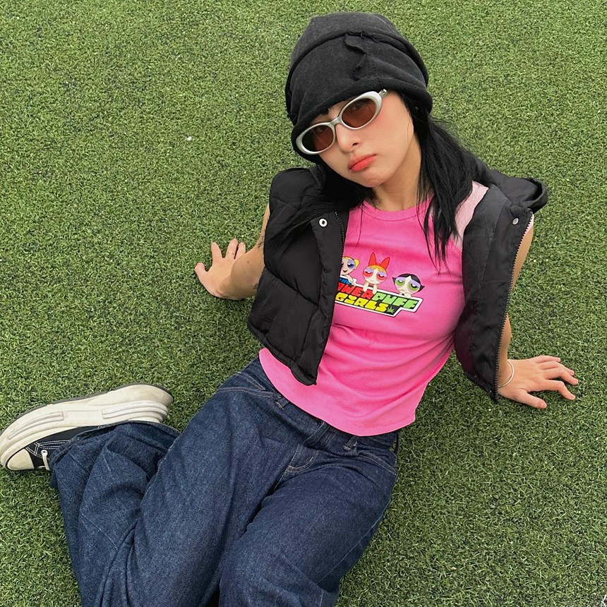 Hot girl Lena: Xuất hiện ngắn ngủi trong 'Biệt dược đen' nhưng được dân mạng truy tìm - Ảnh 7. Hot girl Lena: Xuất hiện ngắn ngủi trong 'Biệt dược đen' nhưng được dân mạng truy tìm - Ảnh 7.