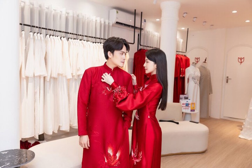 Diva Hồng Nhung 'khâm phục' Chi Pu, Vũ Khắc Tiệp tạm biệt dinh thự tiền tỷ - Ảnh 4.