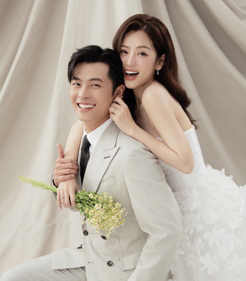 Thanh Hằng khoe ảnh shopping hậu đám cưới, Mỹ Tâm thông báo về tình hình sức khỏe - Ảnh 4.