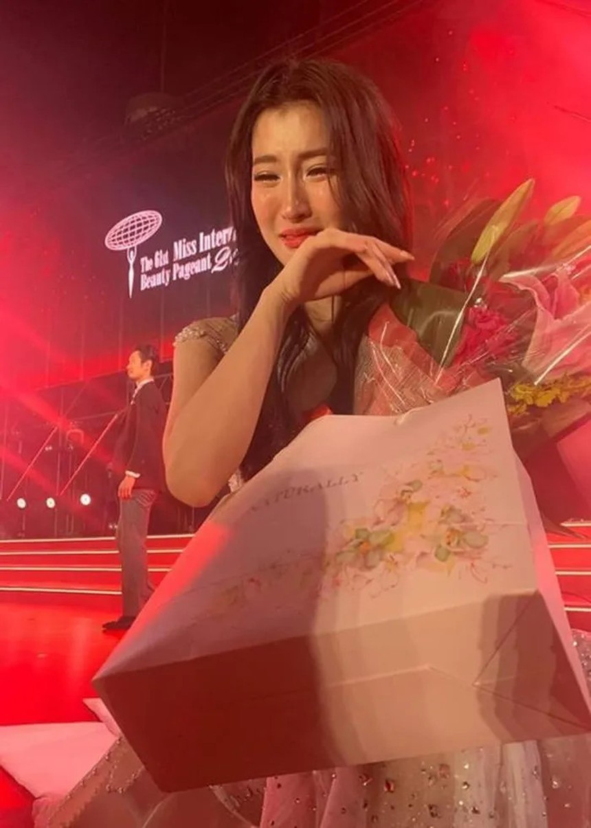 Thanh Hằng khoe ảnh shopping hậu đám cưới, Mỹ Tâm thông báo về tình hình sức khỏe - Ảnh 5.