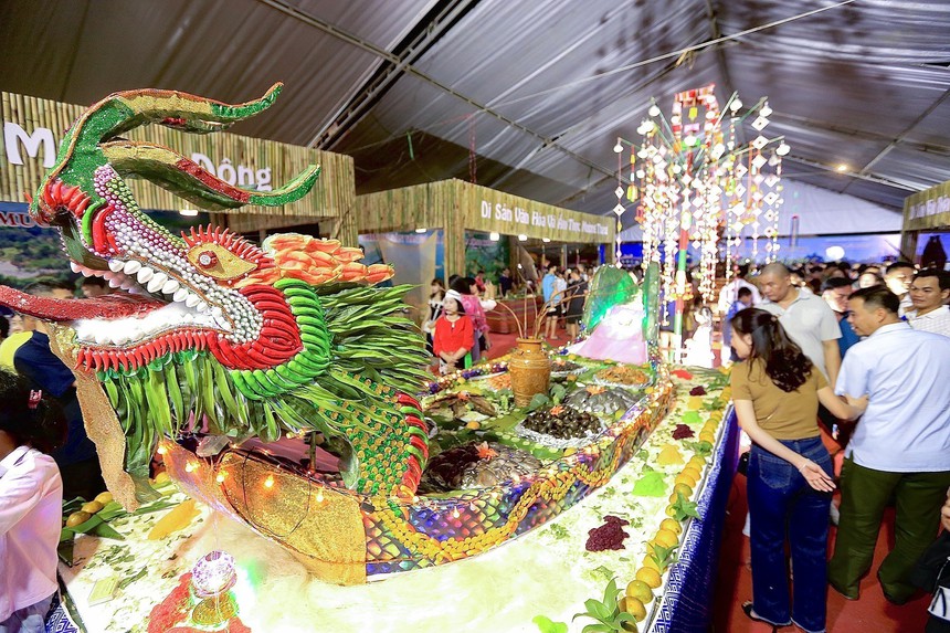 Khai mạc Lễ hội cá tôm sông Đà - Ảnh 4.