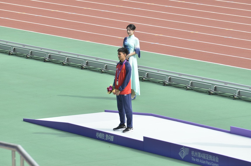 ASIAN Para Games 4: Điền kinh giành huy chương đầu tiên cho Đoàn Thể thao Việt Nam - Ảnh 2. ASIAN Para Games 4: Điền kinh giành huy chương đầu tiên cho Đoàn Thể thao Việt Nam - Ảnh 2.