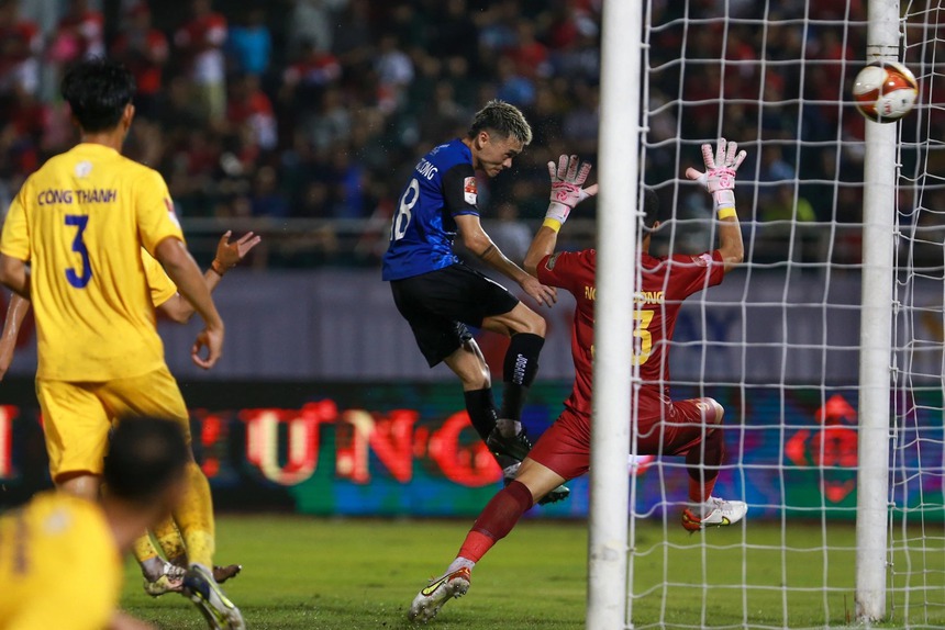 Link xem trực tiếp Quảng Nam vs TP.HCM (17h00, 29/10), Night Wolf V-League 2023/24 - Ảnh 4.