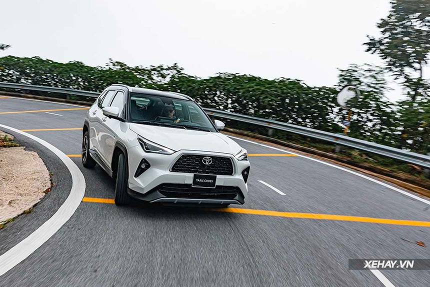 Tin xe hôm nay 28/10: Toyota Camry lướt rao bán lại với giá khó tin, Toyota Yaris Cross nhận hàng loạt ưu đãi - Ảnh 5.