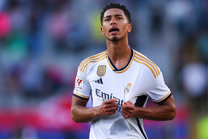 Fan Barca hả hê khi Bellingham 'tàng hình' hiệp 1, nhưng cái kết lại khiến tất cả ngã ngửa - Ảnh 3.