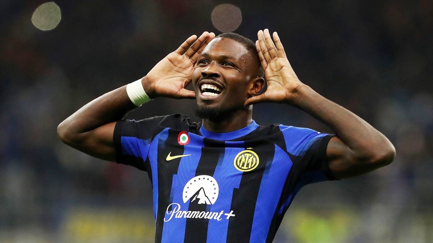 Kết quả Serie A đêm qua: Milan đánh rơi điểm đáng tiếc, Inter trở lại ngôi đầu - Ảnh 3.