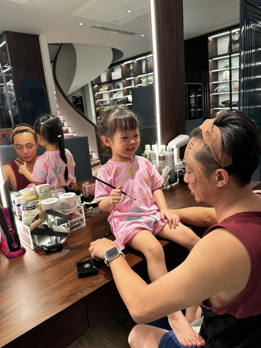 Cường Đôla chiều con 'bất nhấp', nhiều ông bố Vbiz cũng không kém cạnh - Ảnh 3.