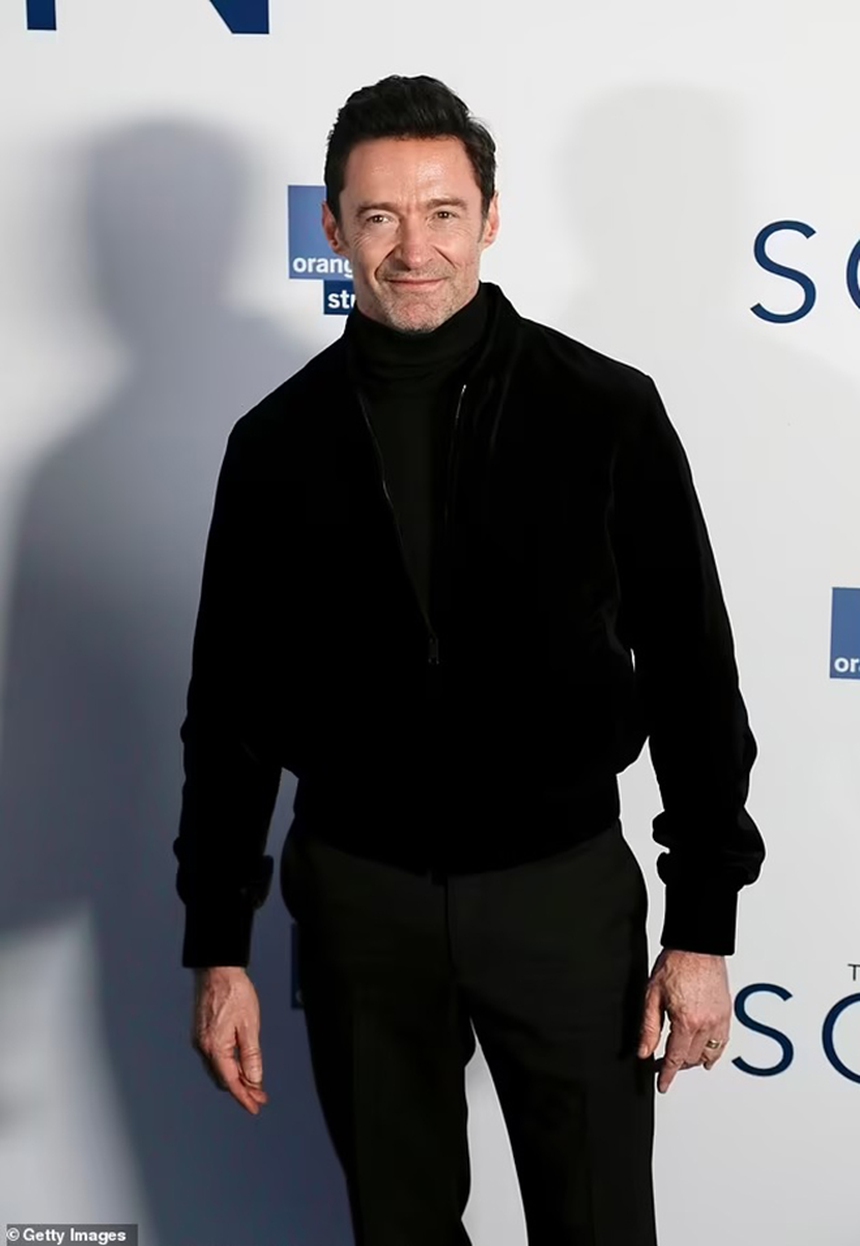 'Người Sói' Hugh Jackman đã sẵn sàng trở lại hẹn hò sau tuyên bố ly hôn gây sốc - Ảnh 1. 'Người Sói' Hugh Jackman đã sẵn sàng trở lại hẹn hò sau tuyên bố ly hôn gây sốc - Ảnh 1.