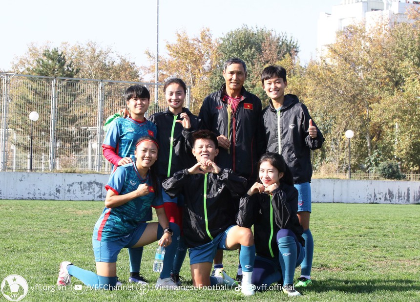 Tin nóng bóng đá Việt sáng 1/11: HLV Gong chưa dẫn dắt CLB CAHN, HLV Thanh Hóa bị nhắc nhở - Ảnh 5.