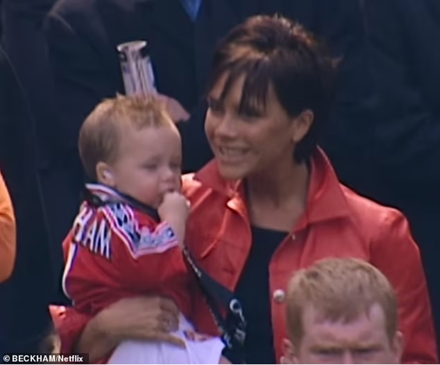Gia đình Beckham đã phá vỡ sự im lặng về cáo buộc ngoại tình của David với Rebecca Loos sau 20 năm - Ảnh 7.
