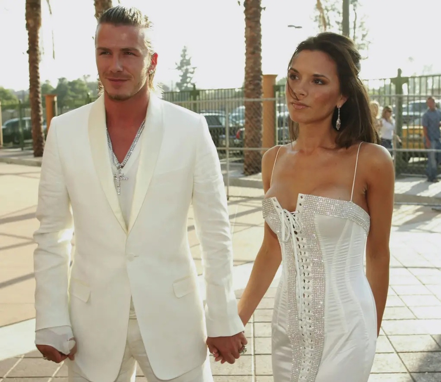 Gia đình Beckham đã phá vỡ sự im lặng về cáo buộc ngoại tình của David với Rebecca Loos sau 20 năm - Ảnh 4.