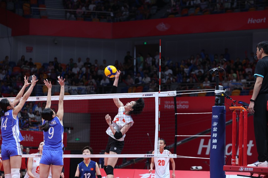 TRỰC TIẾP bóng chuyền nữ Việt Nam vs CHDCND Triều Tiên: Việt Nam tiếp tục dẫn trước ở set 2 - Ảnh 2.